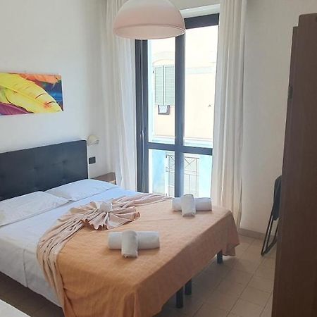 Hotel Vela Azzurra Rimini Kültér fotó